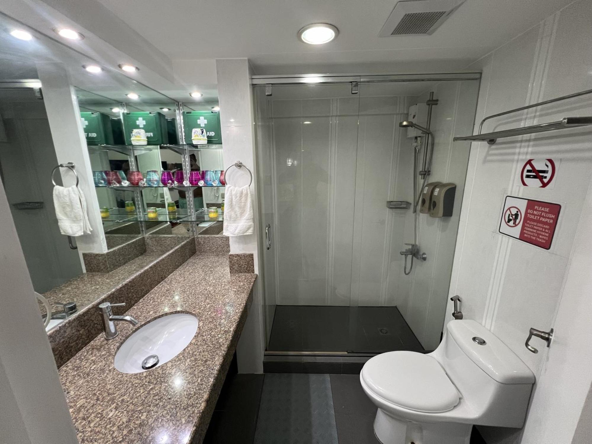 Stunning 2Br Apt, 65 Sq M Netflix At Rosewood Pointe Residences Near Bgc مانيلا المظهر الخارجي الصورة